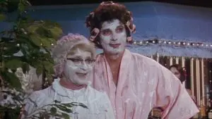 Une hôtesse de choc